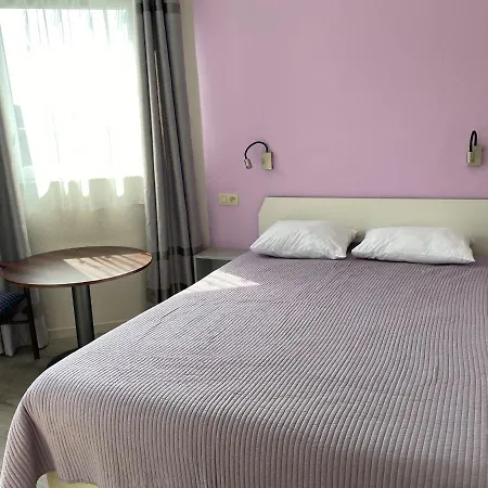 Hotel Les Acteurs-2