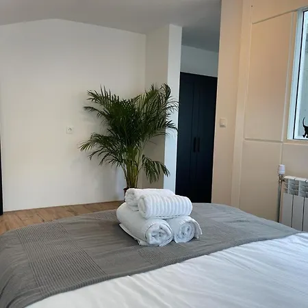 Garden View Prins Room-3