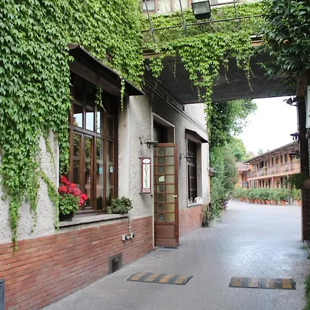 Hotel La Locanda Del Borgo-3