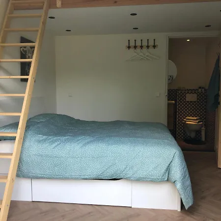 Flora'S B&B-3