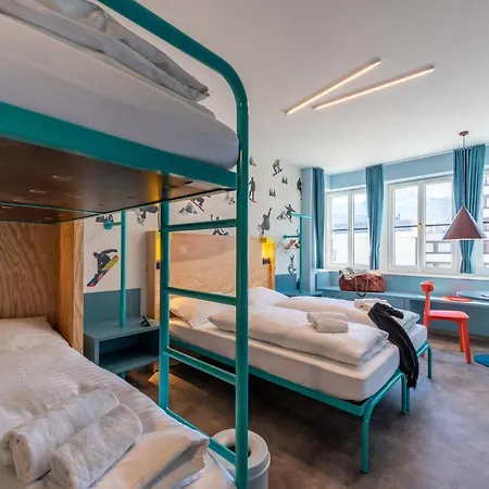 Meininger Hotel Innsbruck Zentrum-3
