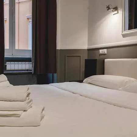 We Love Roma Guest House-3