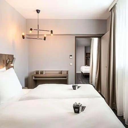 Elaya Hotel Oberhausen, Trademark By Wyndham-3