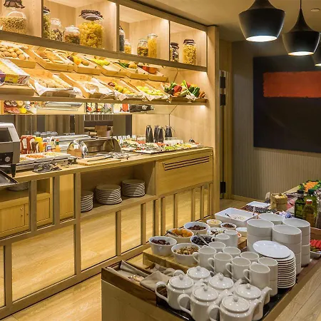 Hotel Ambit Barcelona-3