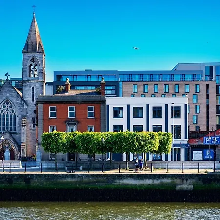 Staycity Aparthotels Dublin City Quay-3