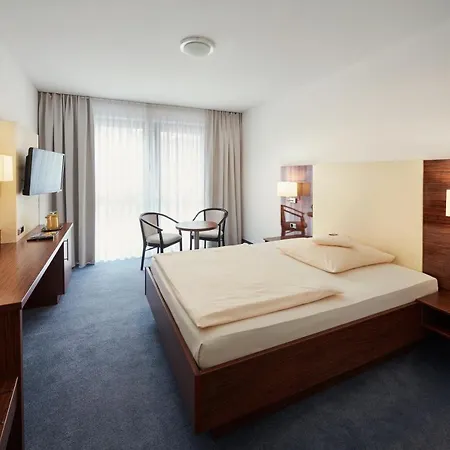 Stadthotel Am Wasen-2