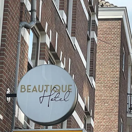 Amsterdam Hostel Centre-3