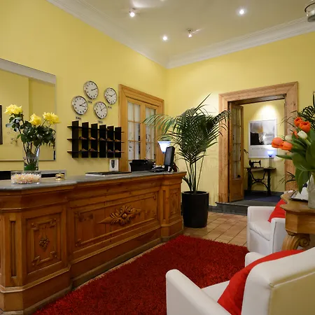 Hotel Locanda Cairoli-2