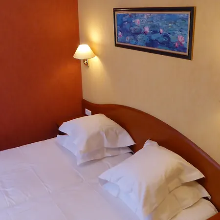 The Black Swan Hotel-2