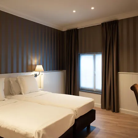 Hotel Du Theatre-3