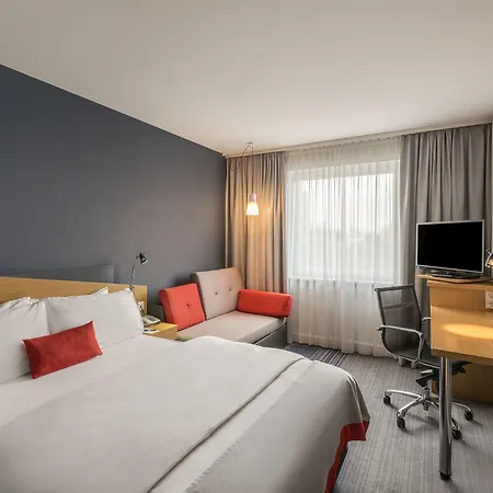 Holiday Inn Express Cologne Muelheim By Ihg-3