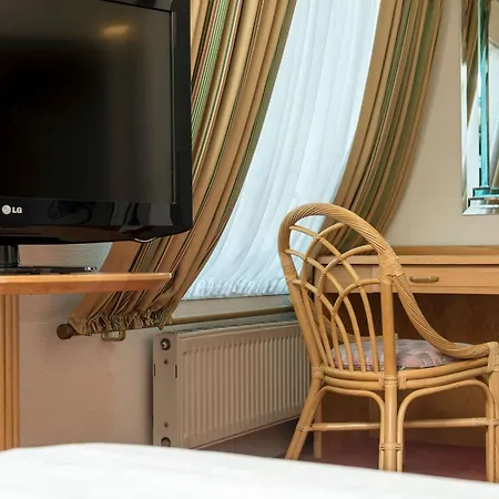 Tryp By Wyndham Koeln City Centre-3