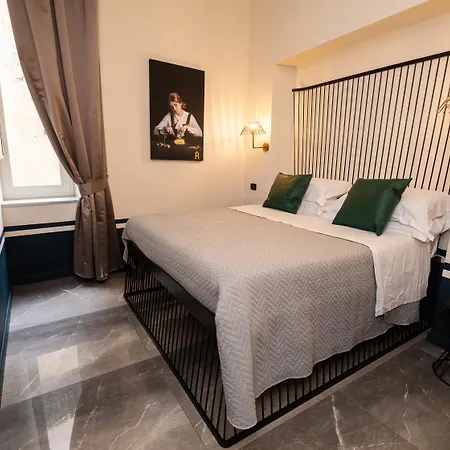 Il Salotto Della Regina-2