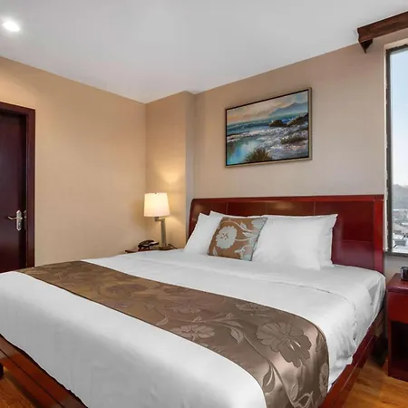 The L Hotel-3