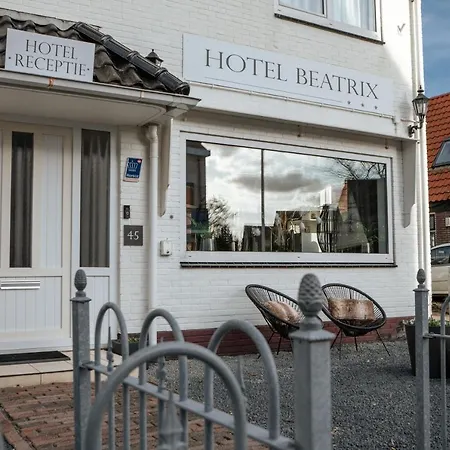 Hotel Beatrix-3