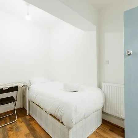 Upton Park Bedrooms 25 Min To Central London-2