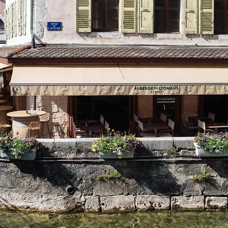 Auberge Du Lyonnais-2