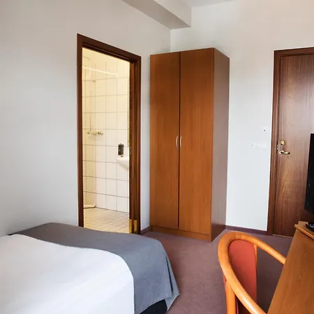 Fosshotel Baron-2