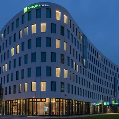 Holiday Inn Express Duesseldorf - Hauptbahnhof By Ihg-2
