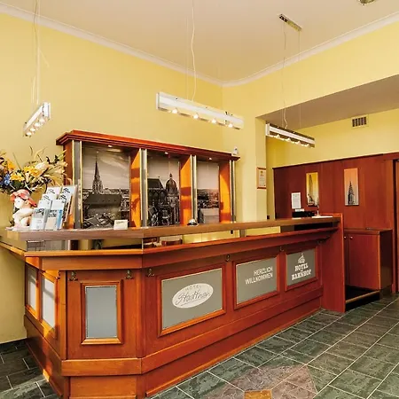 Hotel Am Bahnhof-3