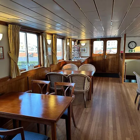 Hotelboat Angeline-2