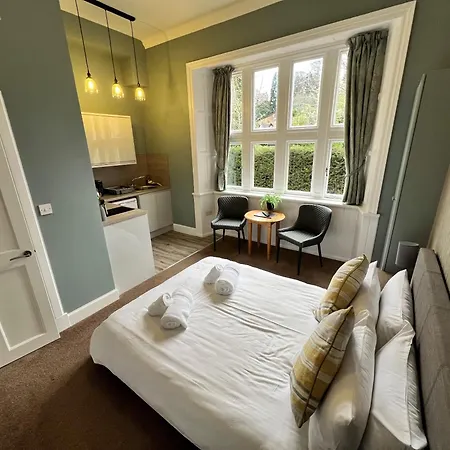 Rossal House Apartments-2