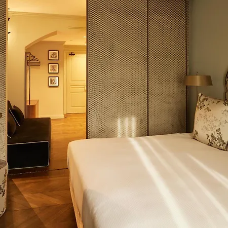 Living Suites-3
