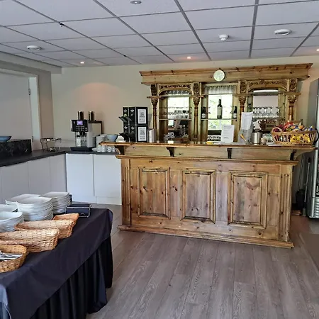 Seehotel Oostkapelle-3