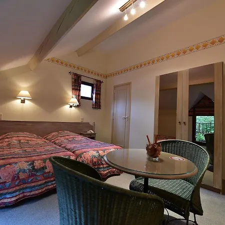 Hotel Moulin De La Strument-2