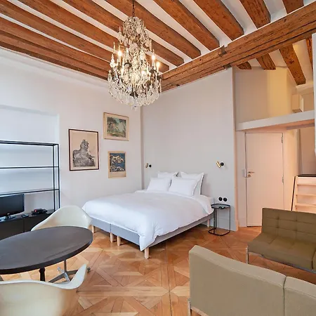 Pavillon Marais-2