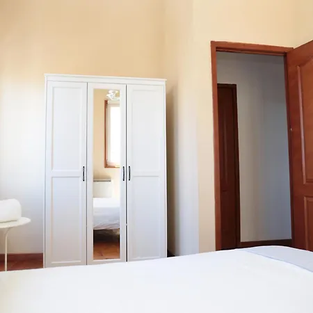 Lx Factory Guest House-3