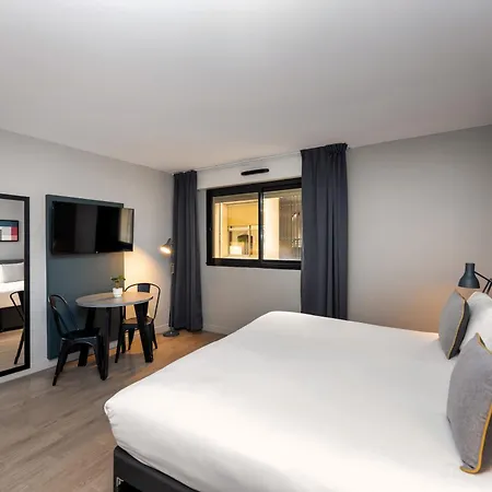 Staycity Aparthotels Marseille Centre Vieux Port-3