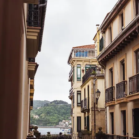 San Sebastian Dot Rooms-3