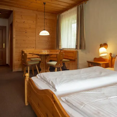 Seehotel Weissensee-2