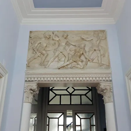Domus Monami Luxury Suites-2