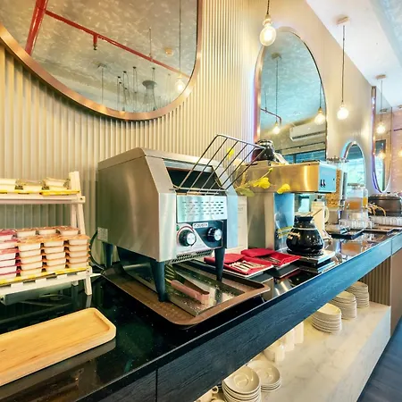 Qiu Hotel Sukhumvit - Bts On Nut Station-3