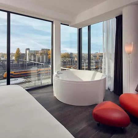 Inntel Hotels Utrecht Centre-2