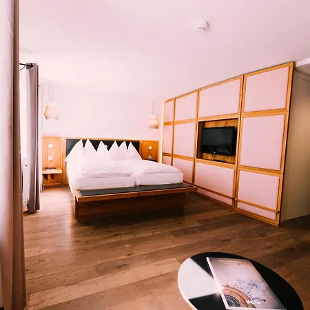 Arthotel Blaue Gans-2