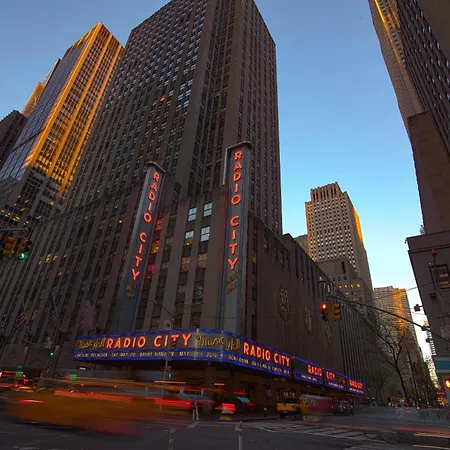 The Iroquois Times Square, A Small Luxury Hotel-2