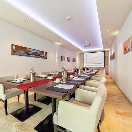 Cityclass Hotel Am Dom-2