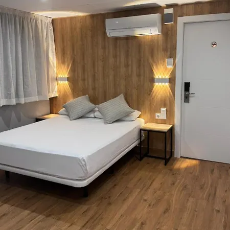 Hotel Medicis-2