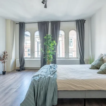 Penthouse Amsterdam Dam Square-3