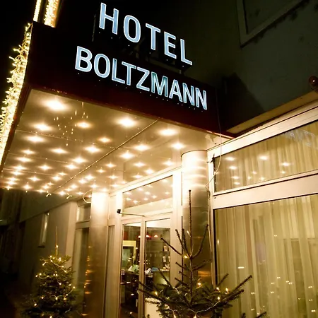 Hotel Boltzmann-2