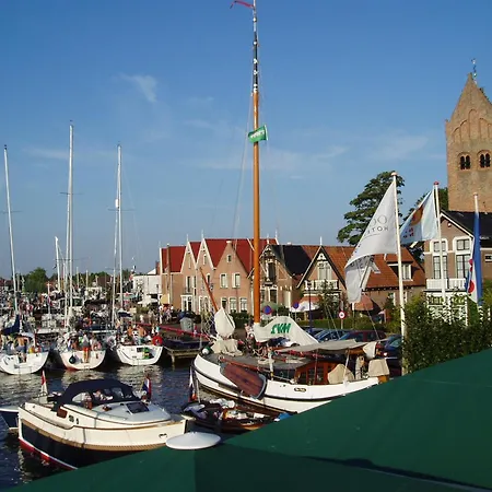 De Thuiskamer in Grou als B&B of Vakantiehuis-2