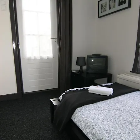 Budgethotel de Zwaan-2