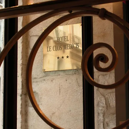 Le Clos Medicis-2