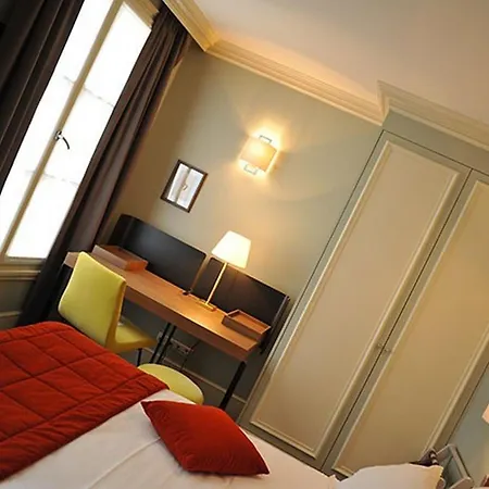 Hotel De L'Universite-2
