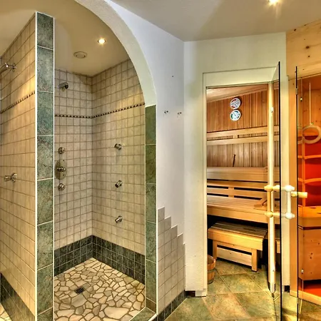 Hotel Garni Corinna-2