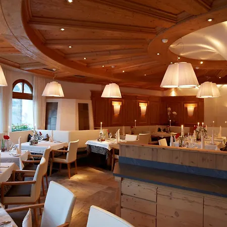 Hotel Tirol-2