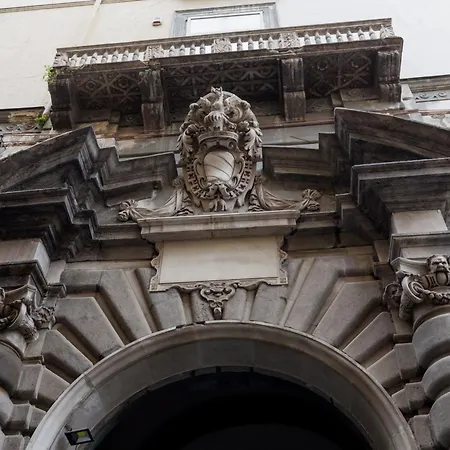 Piazza San Domenico Luxury Suites-2